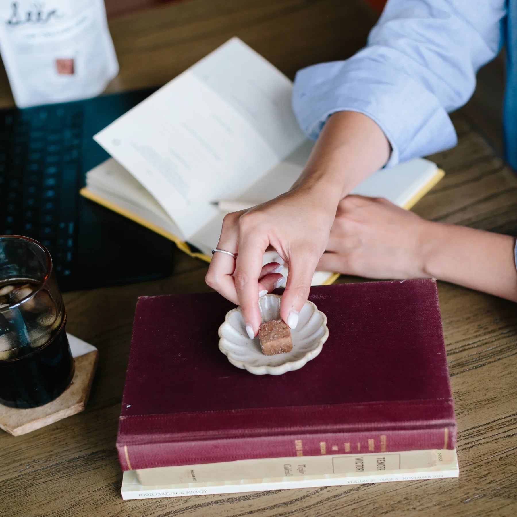 Fingers pinching Seen Nutrition's Calcium Chew